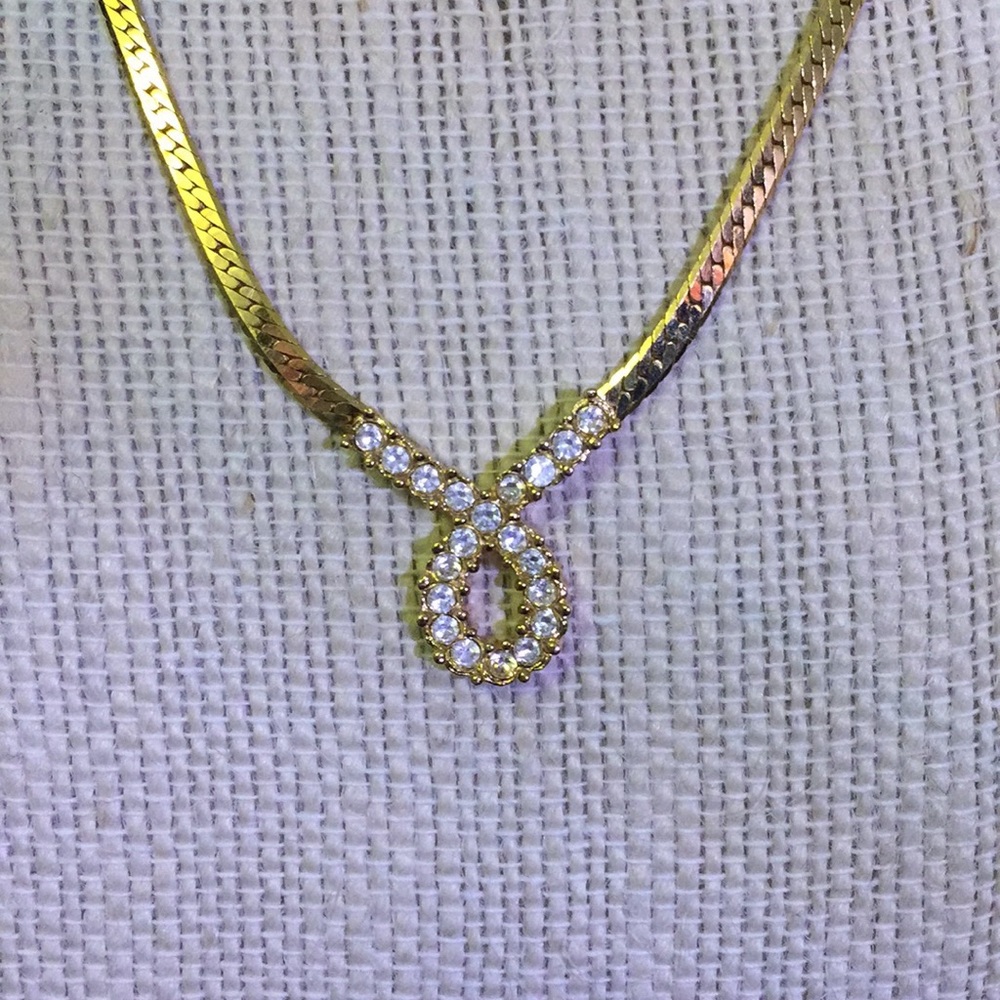EUC Vintage 1980s Avon Gold Cubic Zirconia Pendant Necklace - Picture 3 of 8